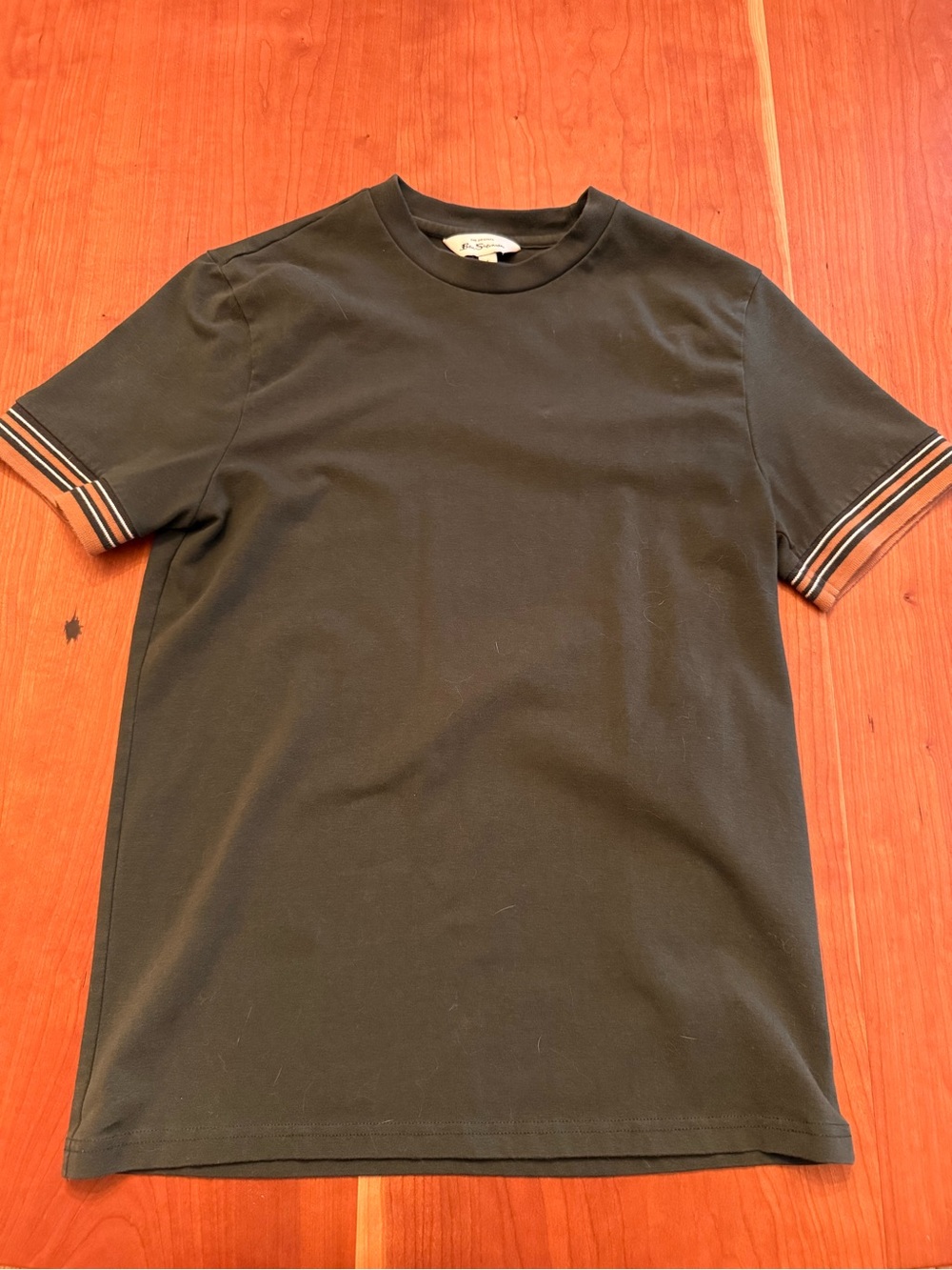 Men's Ben Sherman dark green Crewneck Short-Sleeve Shirt with Stripe-Trim Sleeve